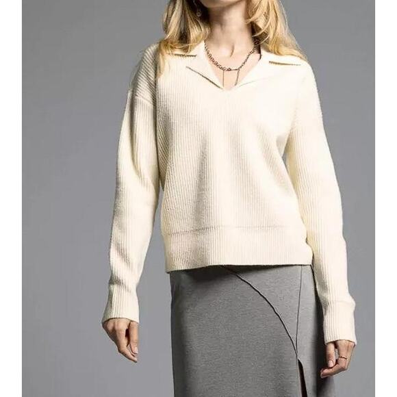 WEEKEND LOS ANGELES Women's Notched Collar Sweater Size S In Cream - Picture 2 of 12